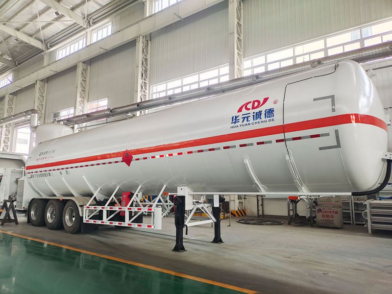 低温液体运输半挂车